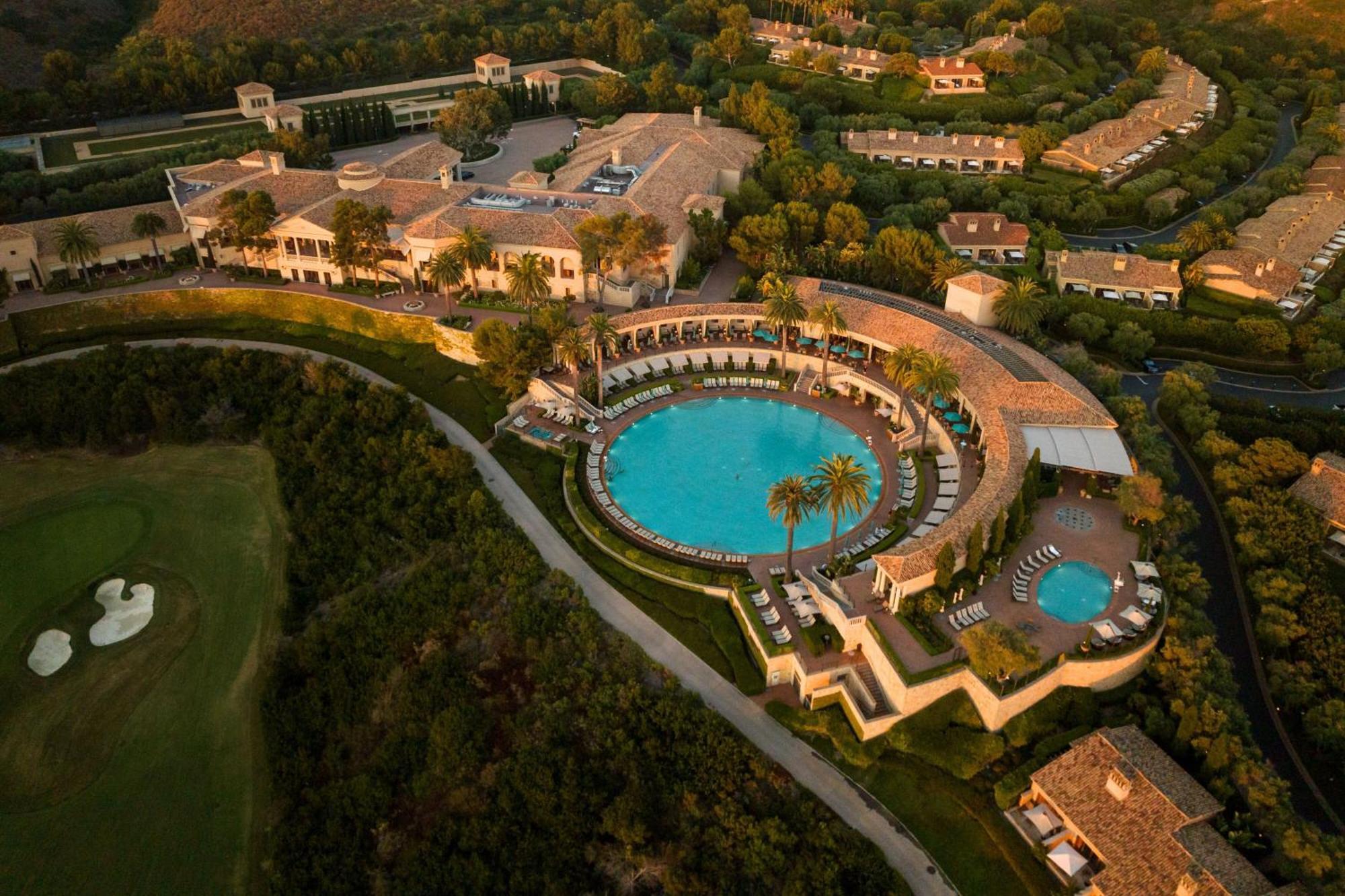 The Resort At Pelican Hill Crystal Cove Exterior photo