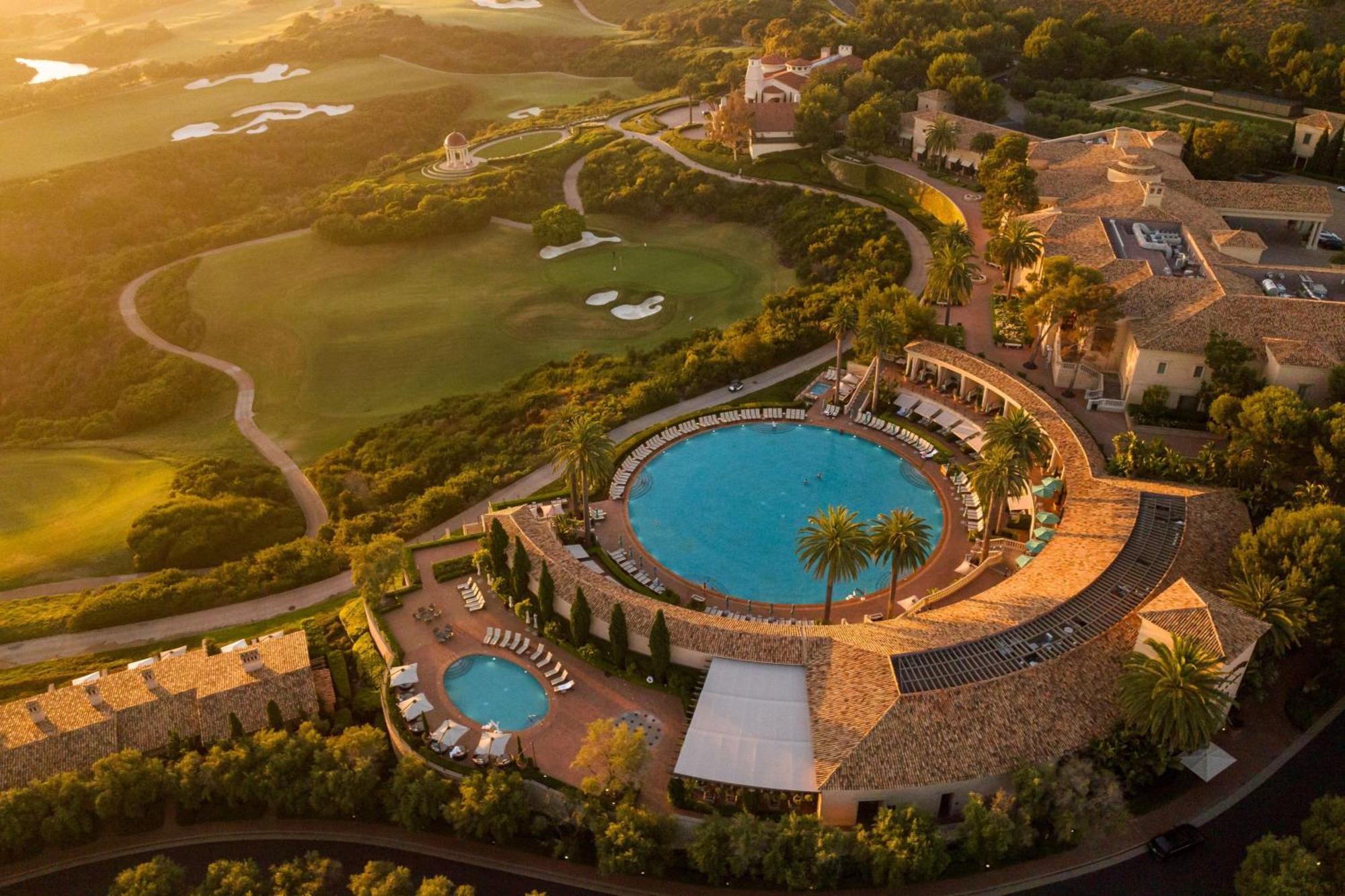 The Resort At Pelican Hill Crystal Cove Exterior photo